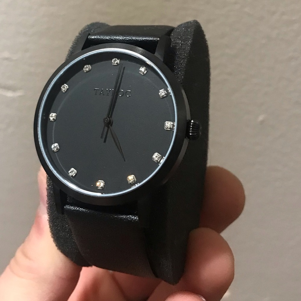 TAYROC Ladies Sapphire Crystal, Genuine Leather